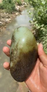 和田玉籽料黑皮手把件 分享一下