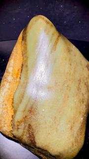 新疆和田玉籽料原石